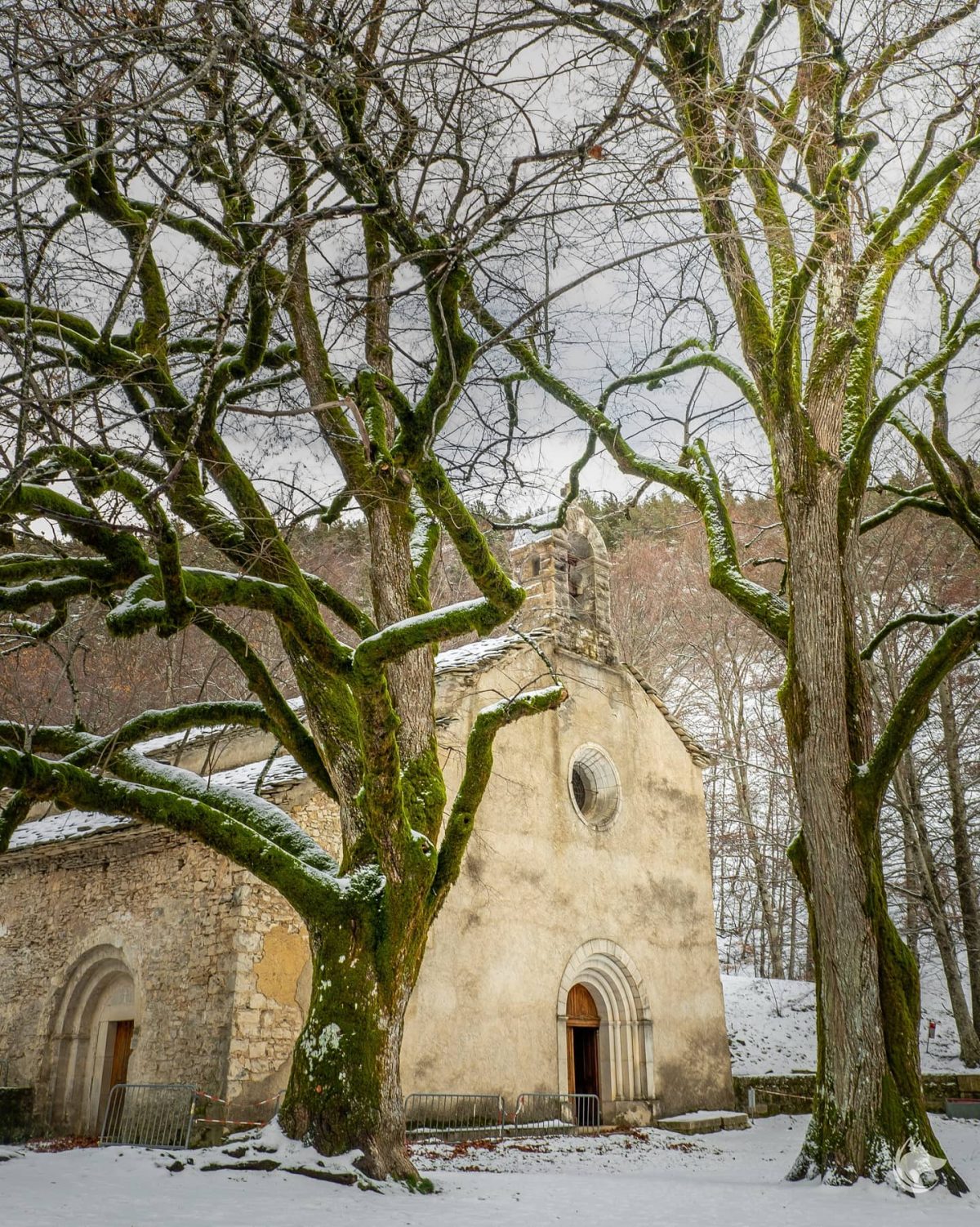 Notre Dame de Lure sous la neige