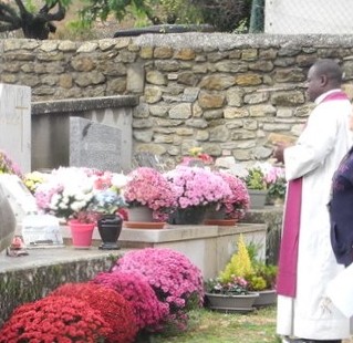 Novembre 2025-Bénédiction des tombes des cimetières de nos villages